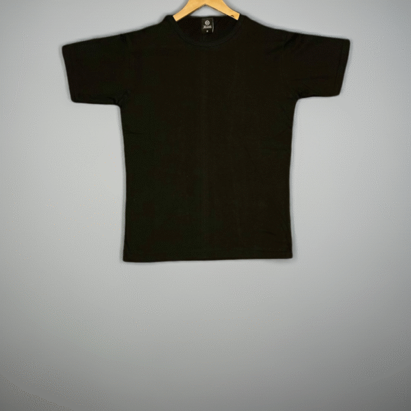 Remera regular negra